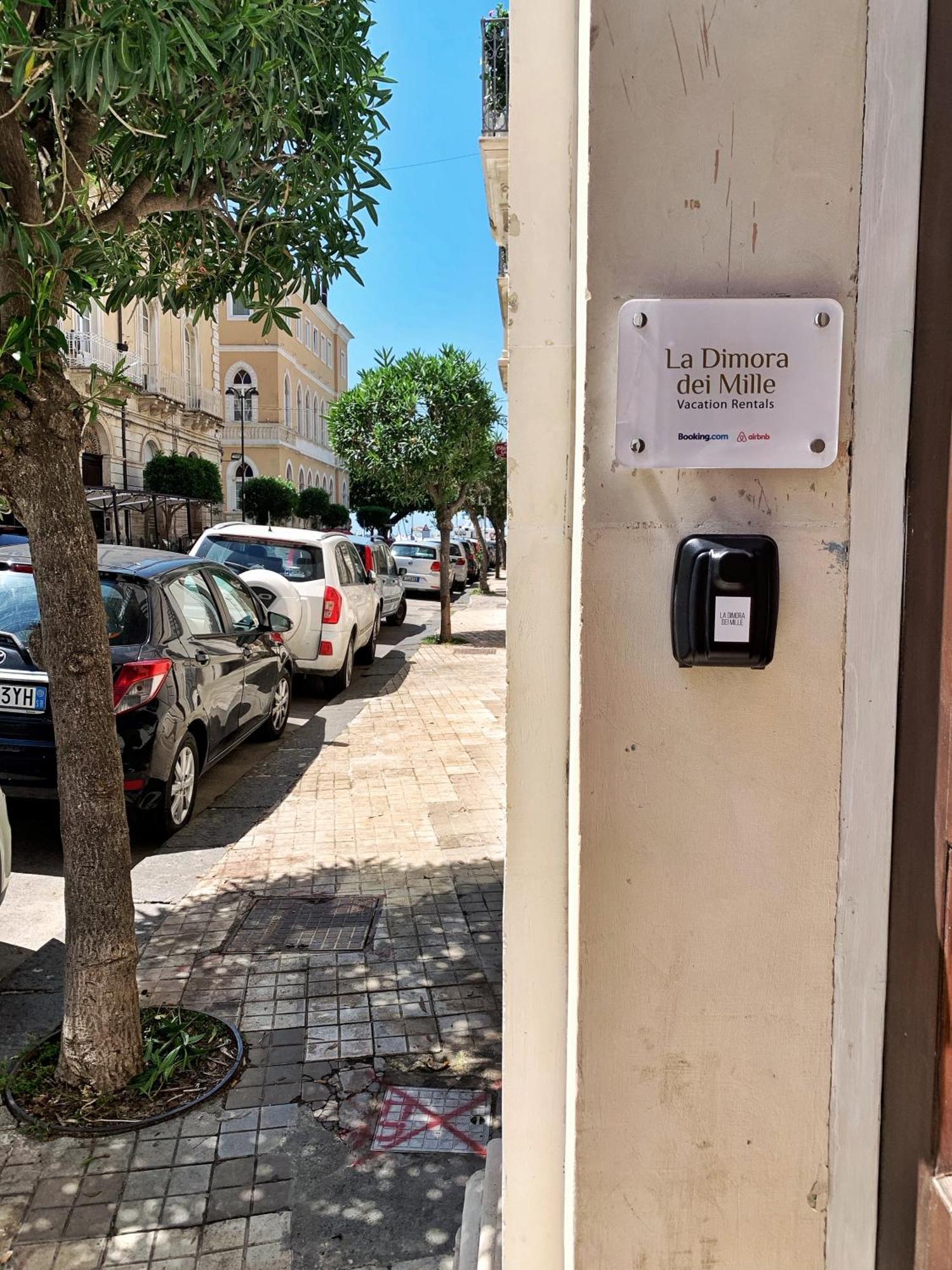 La Dimora Dei Mille Apartman Szirakúza Kültér fotó